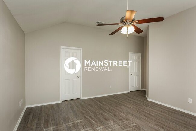 Building Photo - 3 Bedroom Pet-Friendly Home in Mansfield, TX with Main Street Renewal