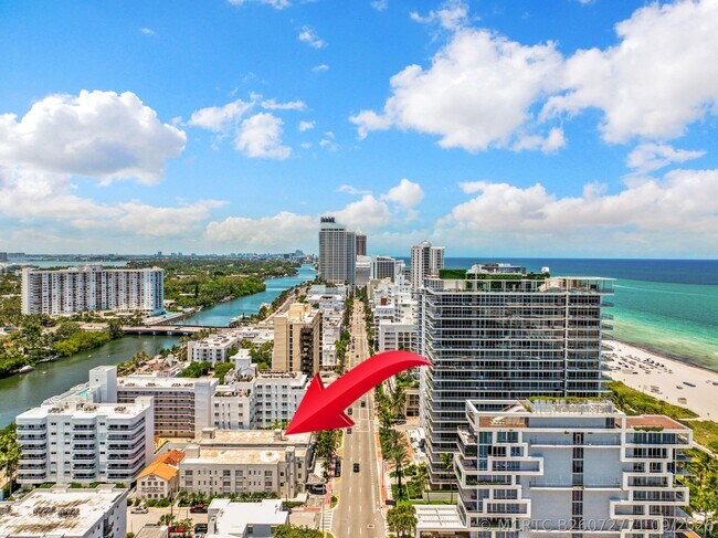 Building Photo - 3710 Collins Ave