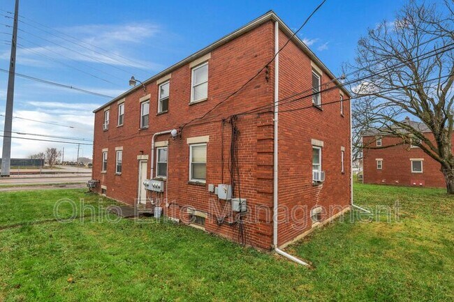 Building Photo - 209 N James Rd