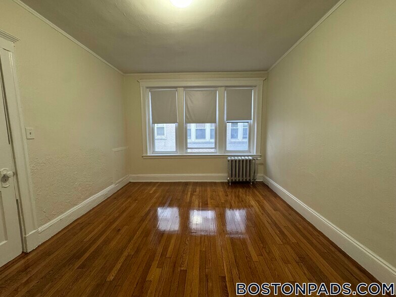 Building Photo - 1167 Boylston St