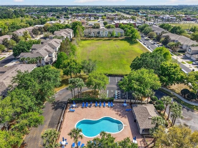 Building Photo - 1323 Priory Cir