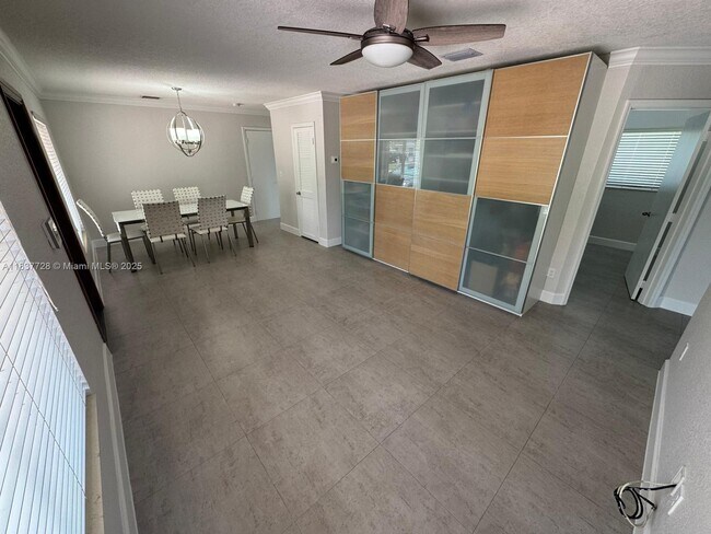 Building Photo - 2405 SW 129th Ct