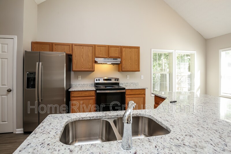 Building Photo - 9108 S Sterling Lakes Dr