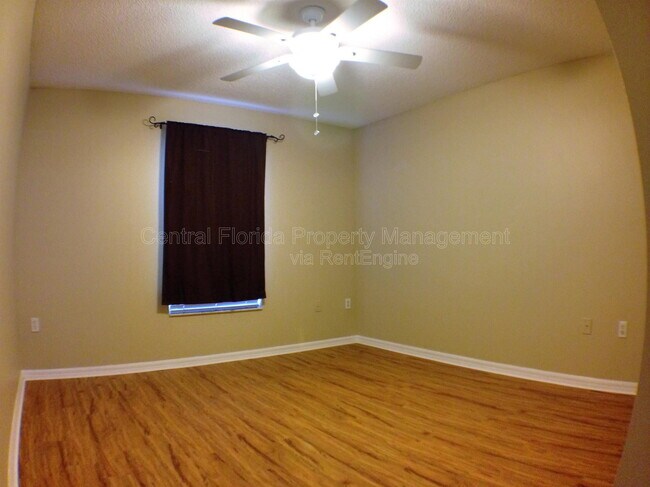 Building Photo - 4437 Stonemeadow Dr