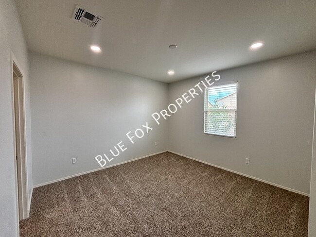 Building Photo - 8518 W Pelican Pl