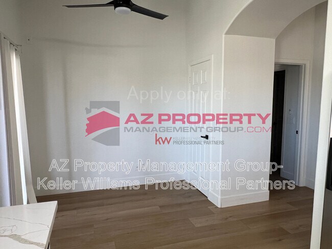 Building Photo - 14916 W Ventura St