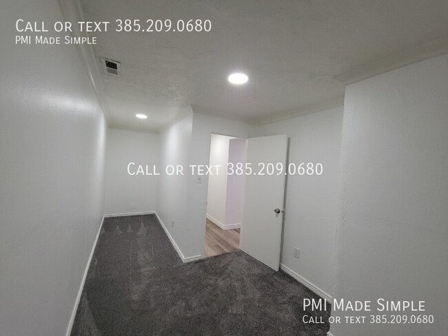 Building Photo - Charming 3 Bed Condo with Pool & Playgroun...