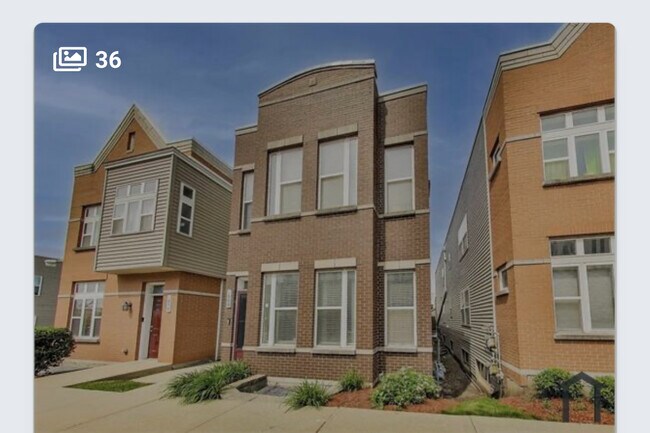 Building Photo - 1900 N Laramie Ave