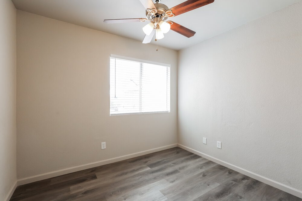 Building Photo - 6111 N Samantha Grove Dr