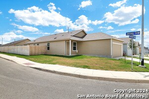 Building Photo - 7208 Pasture Run
