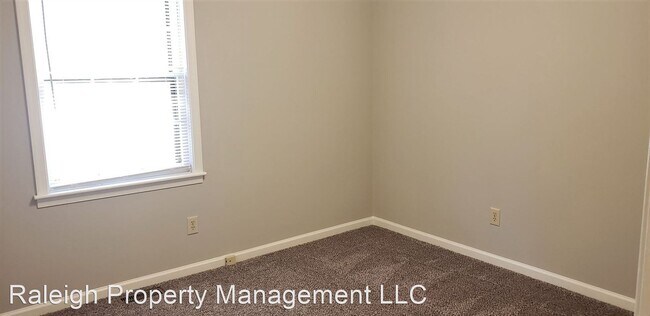 Building Photo - 4 br, 2.5 bath House - 4205 Pickwick Drive