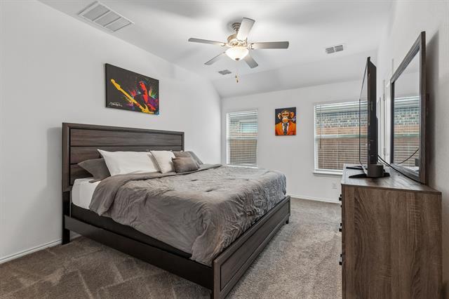 Building Photo - 4001 Fairmont Ln