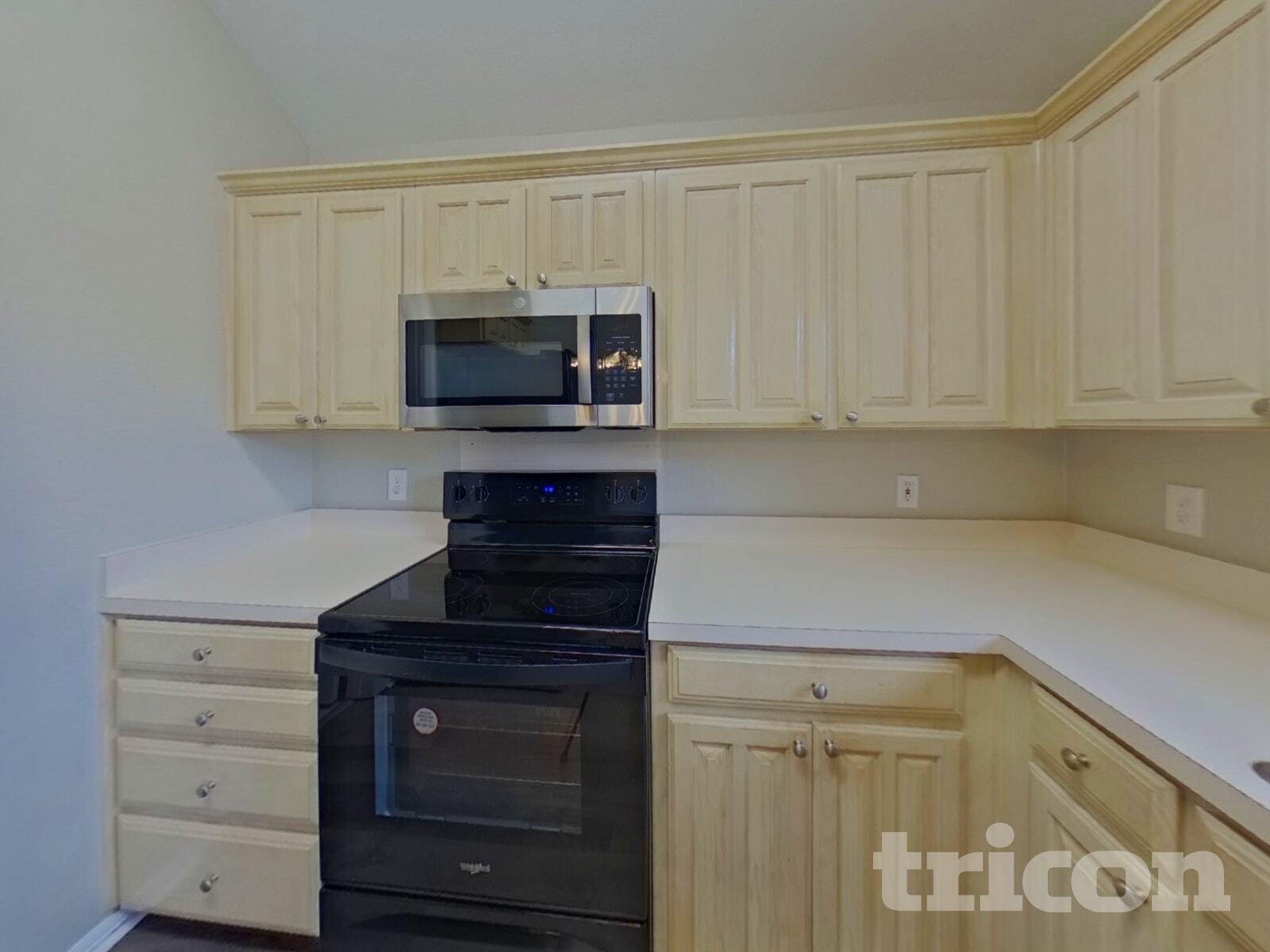 Building Photo - 7501 Ashcroft Cir