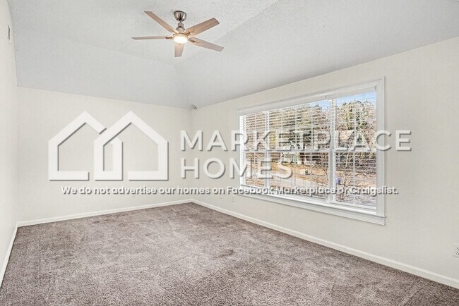 Building Photo - 205 Hunting Ct