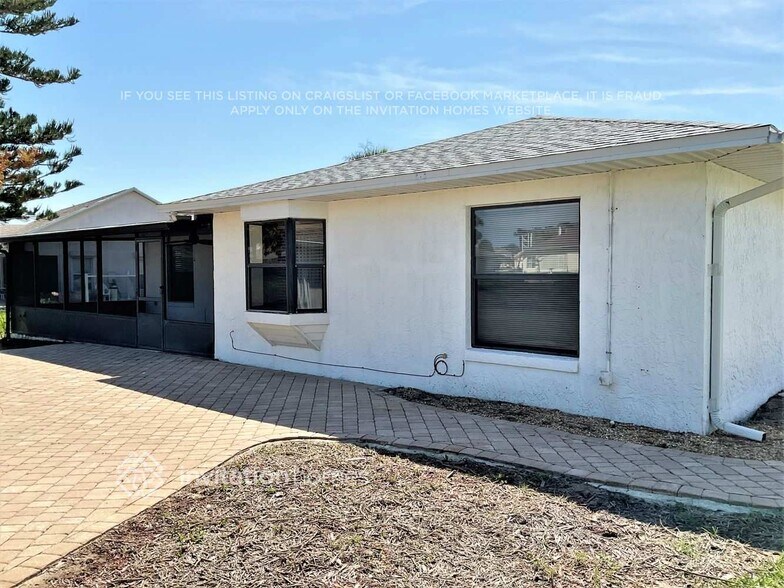 Building Photo - 11 Sea Swallow Terrace