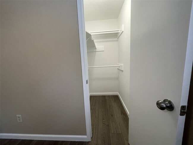 Building Photo - 3611 Shadow Trail