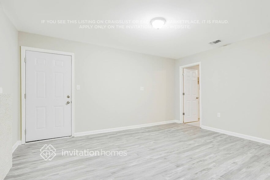 Building Photo - 63 Legend Creek Cove