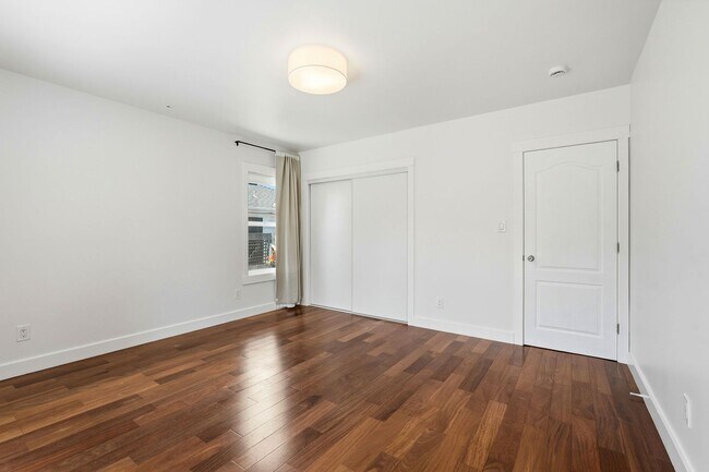 Building Photo - Beautiful Spacious 3-bedroom 2-Bath Home in Berkeley!