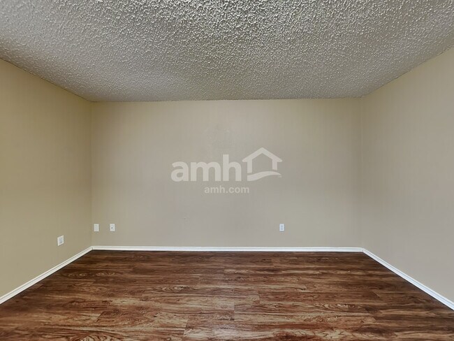 Building Photo - 7060 Milo Way