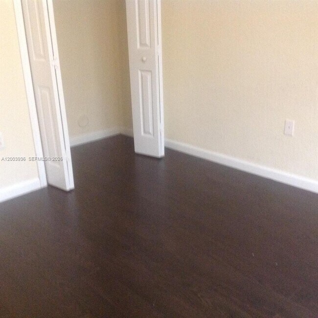 Building Photo - 11401 NW 89th St