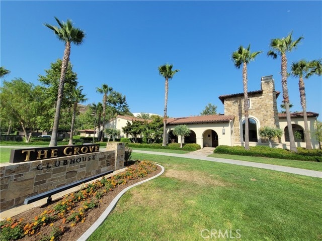 Building Photo - 146 Finch