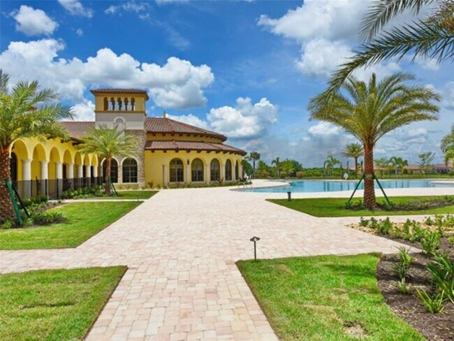 Building Photo - 20411 Lagente Cir