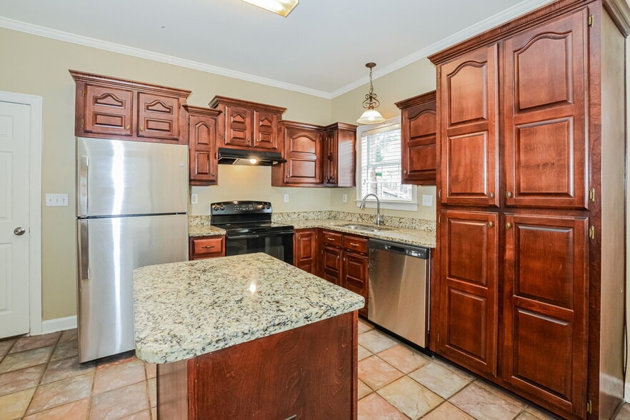 Building Photo - 2722 Nelle Ln
