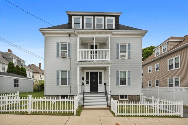 Building Photo - 17 Forest Ave