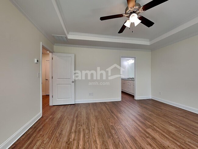 Building Photo - 14114 Millers Creek Ln