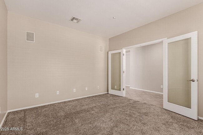 Building Photo - 1744 W Turtle Hill Dr