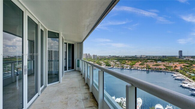 Building Photo - 21055 Yacht Club Dr