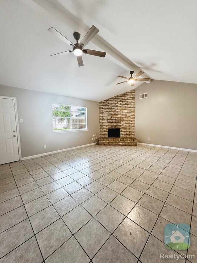Building Photo - 5007 Monteith Dr