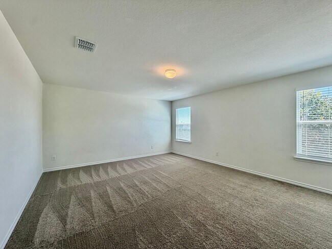 Building Photo - 8014 Canyon Wren Pk