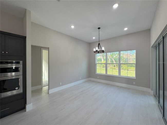 Building Photo - 547 Sanctuary Golf Pl
