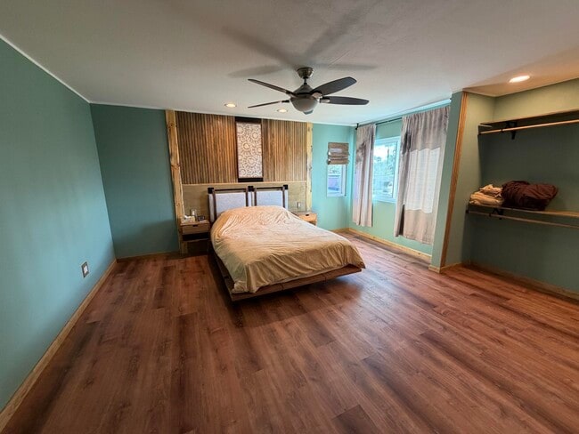 Building Photo - 462 Sunningdale Dr