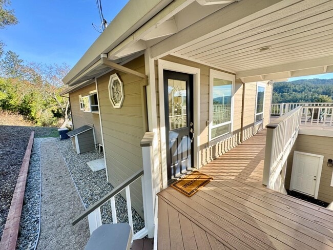 Building Photo - 25400 Radonich Rd