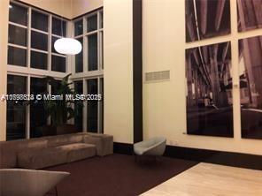 Building Photo - 950 Brickell Bay Dr