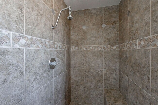 Building Photo - 5055 Stormy Cir