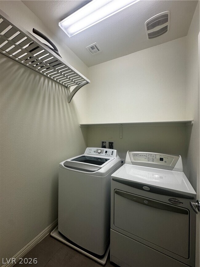 Building Photo - 8368 Aruba Blue Creek Ct