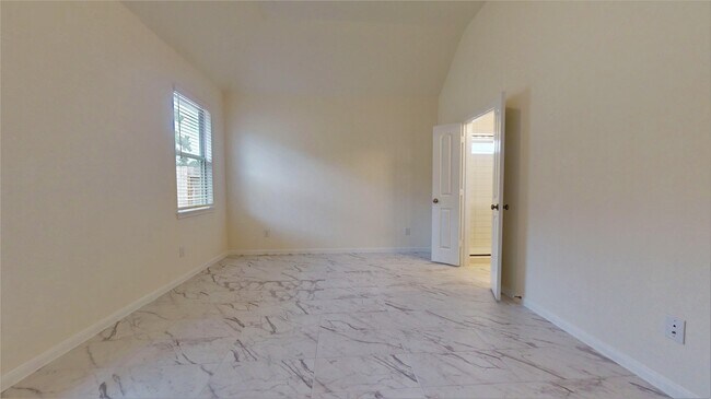 Building Photo - 10434 Astor Pt Trl