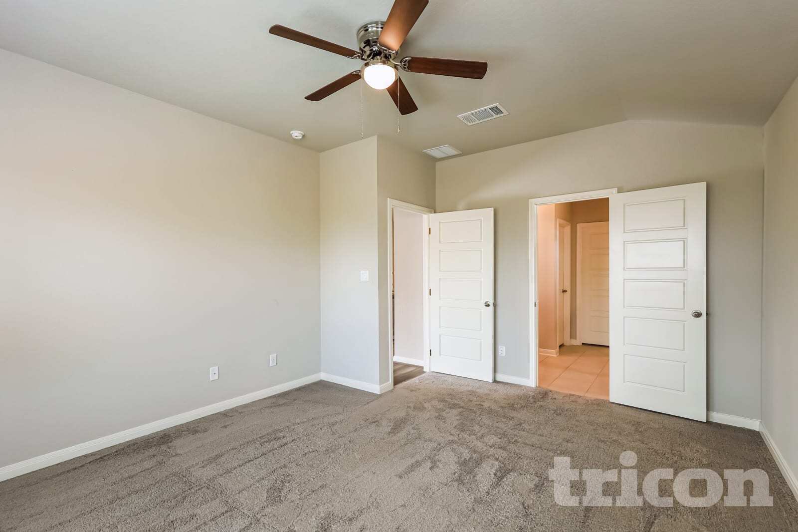 Building Photo - 13681 Paxton Blvd