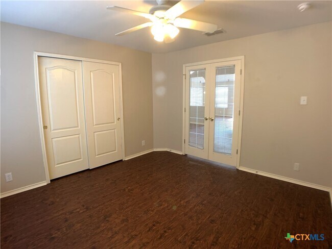 Building Photo - 2614 Dove Crossing Dr