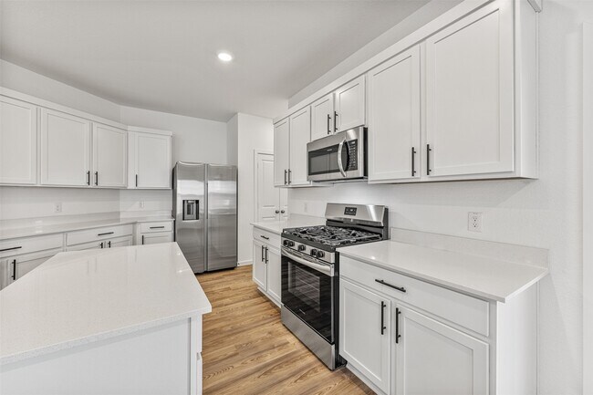 Building Photo - 10903 Tropical Queen Ln