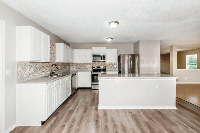 Building Photo - 6058 Amber Valley Ln