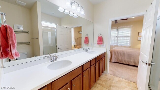 Building Photo - 5751 Declaration Ct
