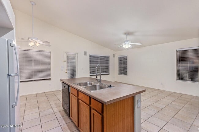 Building Photo - 2390 E Whitten St