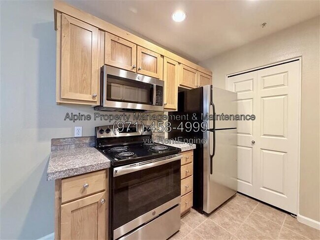 Building Photo - 22836 SW Forest Creek Dr