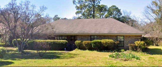 Building Photo - 933 Federal Dr