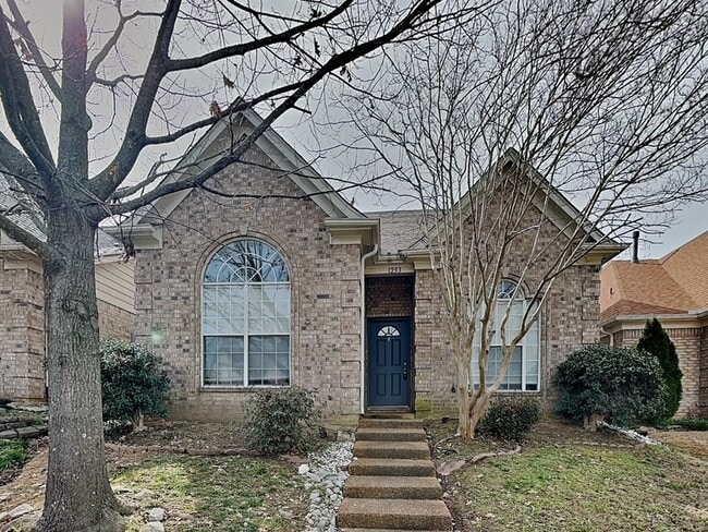 Building Photo - 1253 Travers Ln