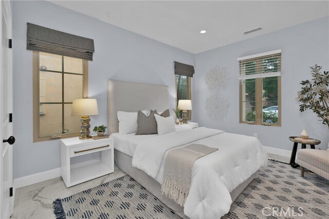 Building Photo - 67 Livia